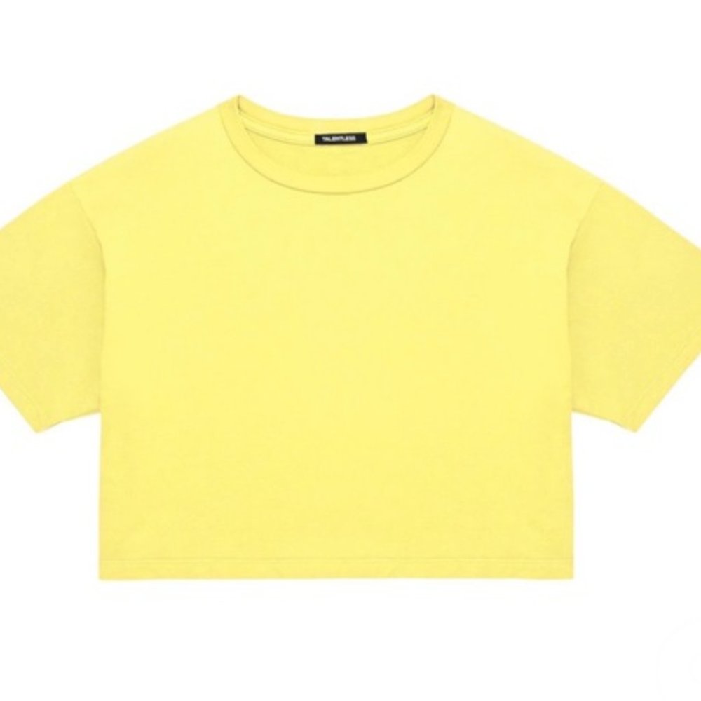 TALENTLESS Crop Tshirt